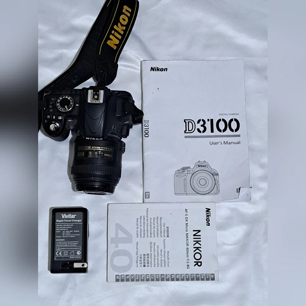 Nikon d3100 Af-s dx micro Nikkor 40mm f/2.8g Lens